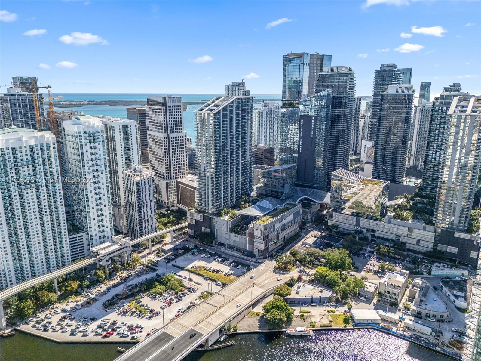350 S Miami Ave #2304, Miami FL 33130