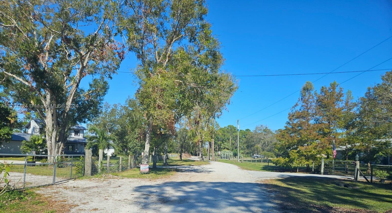 Grovers Road, Fort Pierce, Florida image 12