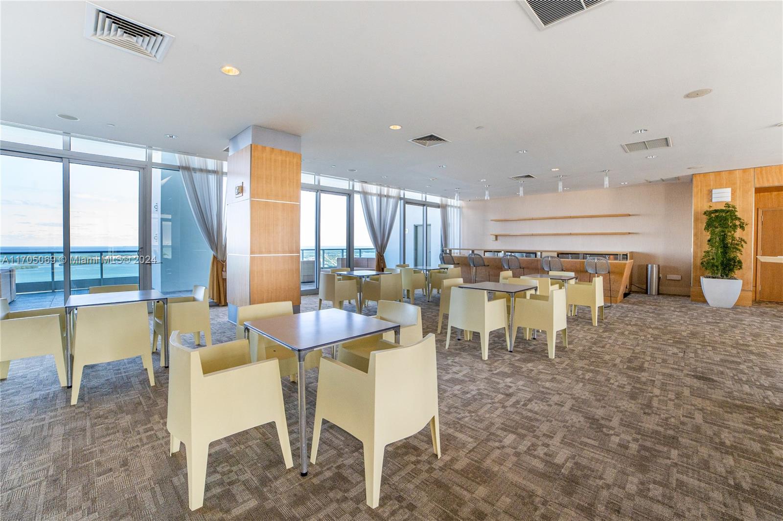 1331 Brickell Bay Dr #1511, Miami FL 33131