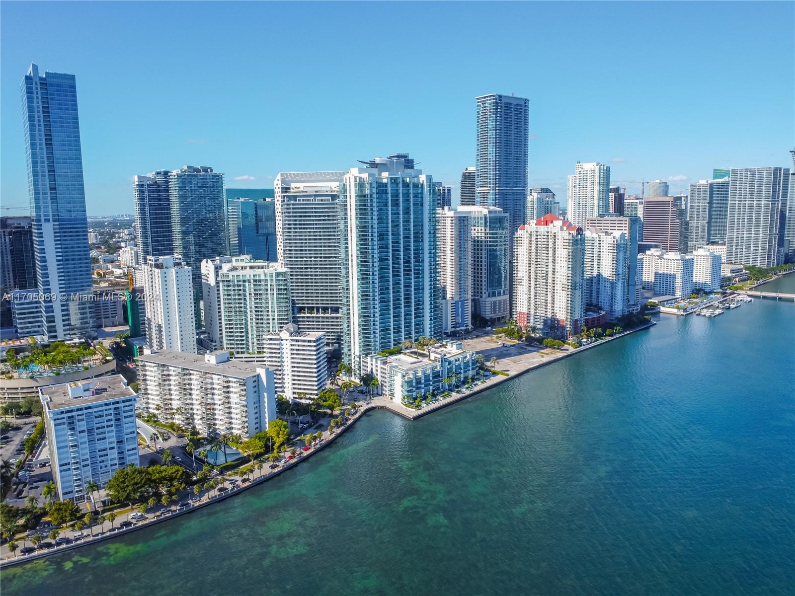 1331 Brickell Bay Dr #1511, Miami FL 33131