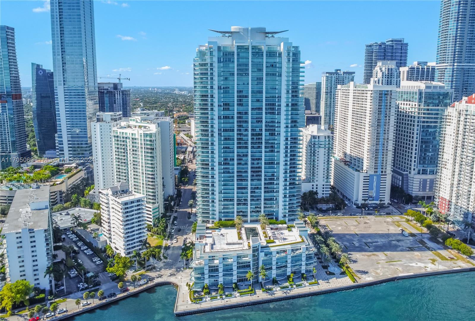 1331 Brickell Bay Dr #1511, Miami FL 33131