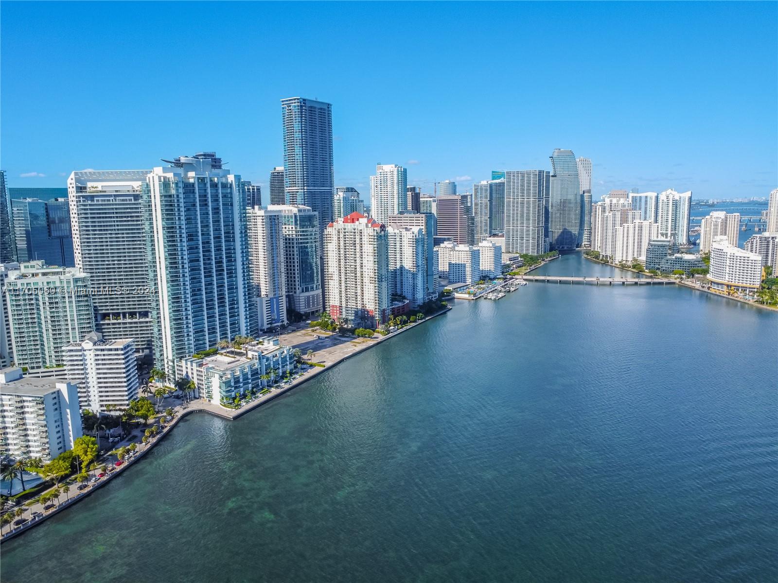 1331 Brickell Bay Dr #1511, Miami FL 33131