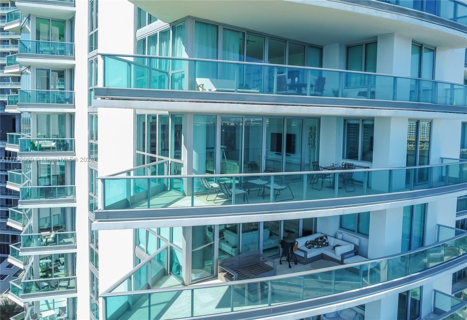 1331 Brickell Bay Dr #1511, Miami FL 33131