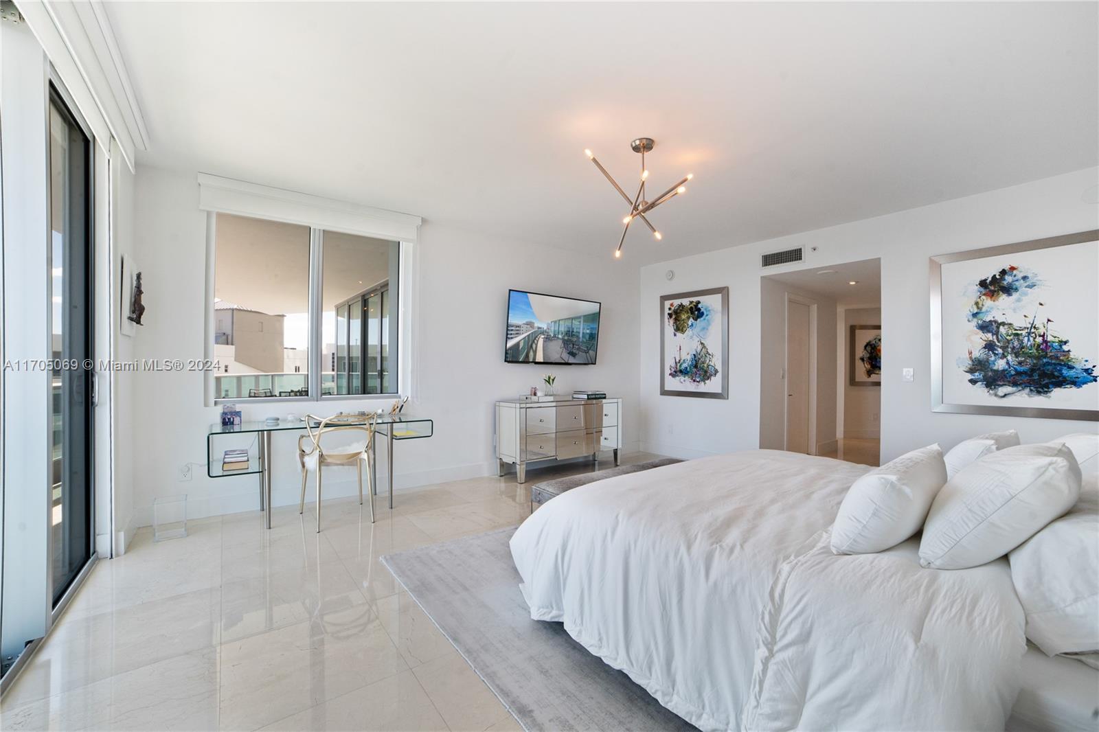 1331 Brickell Bay Dr #1511, Miami FL 33131