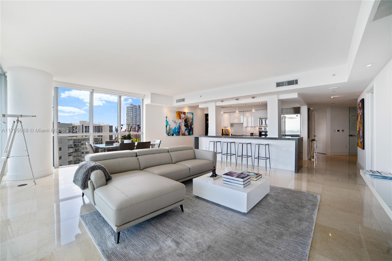 1331 Brickell Bay Dr #1511, Miami FL 33131