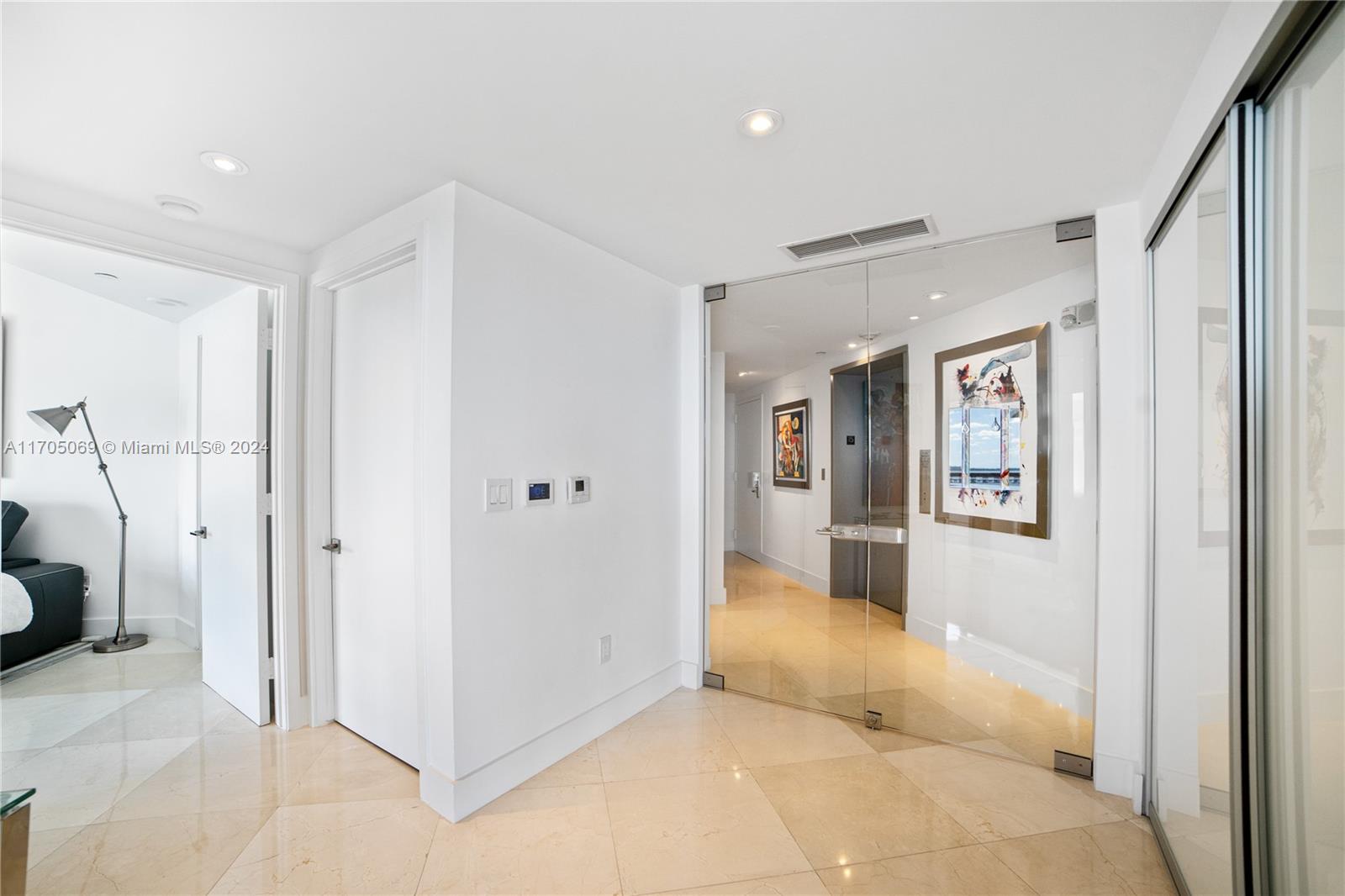 1331 Brickell Bay Dr #1511, Miami FL 33131