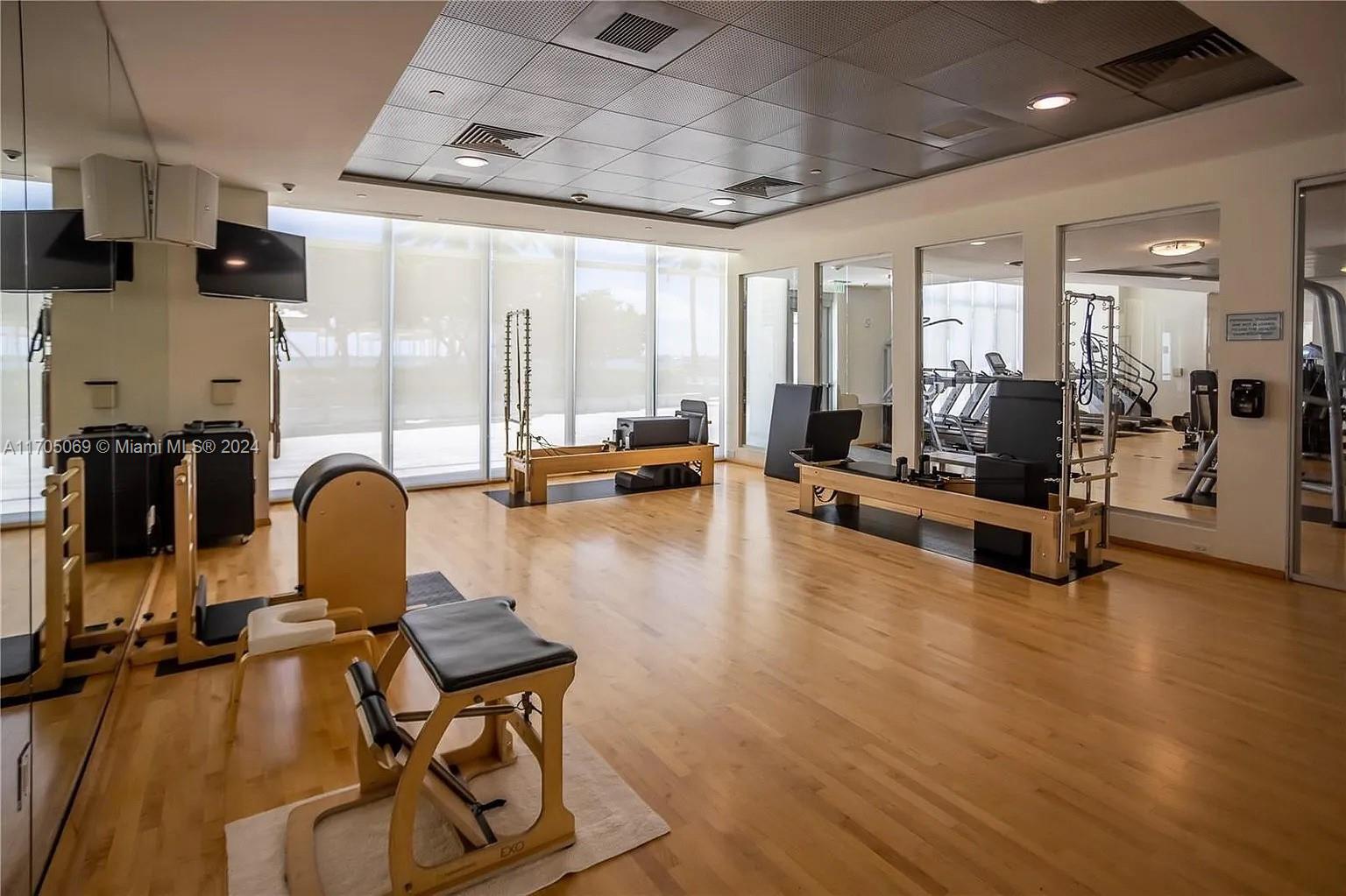 1331 Brickell Bay Dr #1511, Miami FL 33131