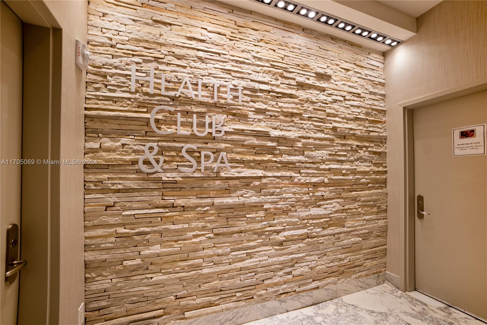 1331 Brickell Bay Dr #1511, Miami FL 33131