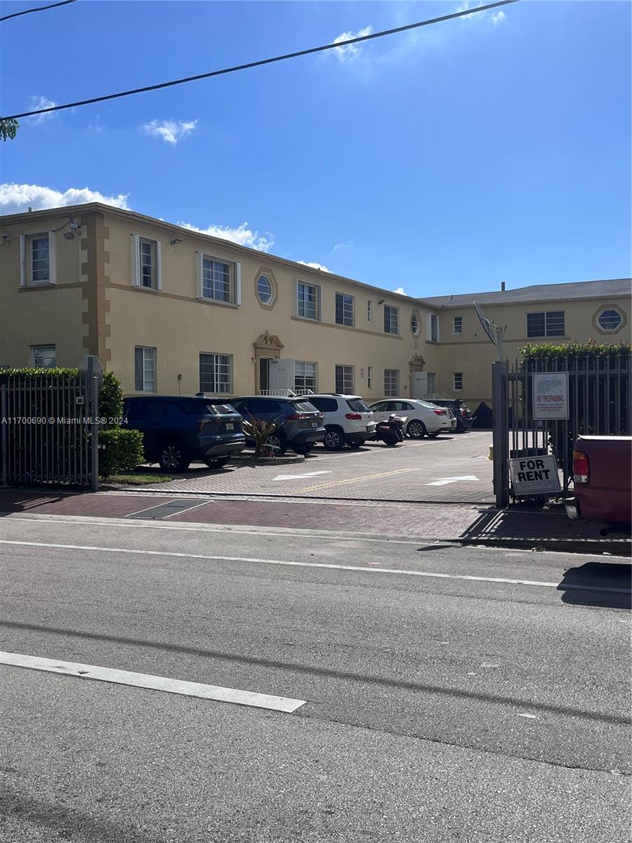 1326 SW 6th St #9 For Sale A11700690, FL