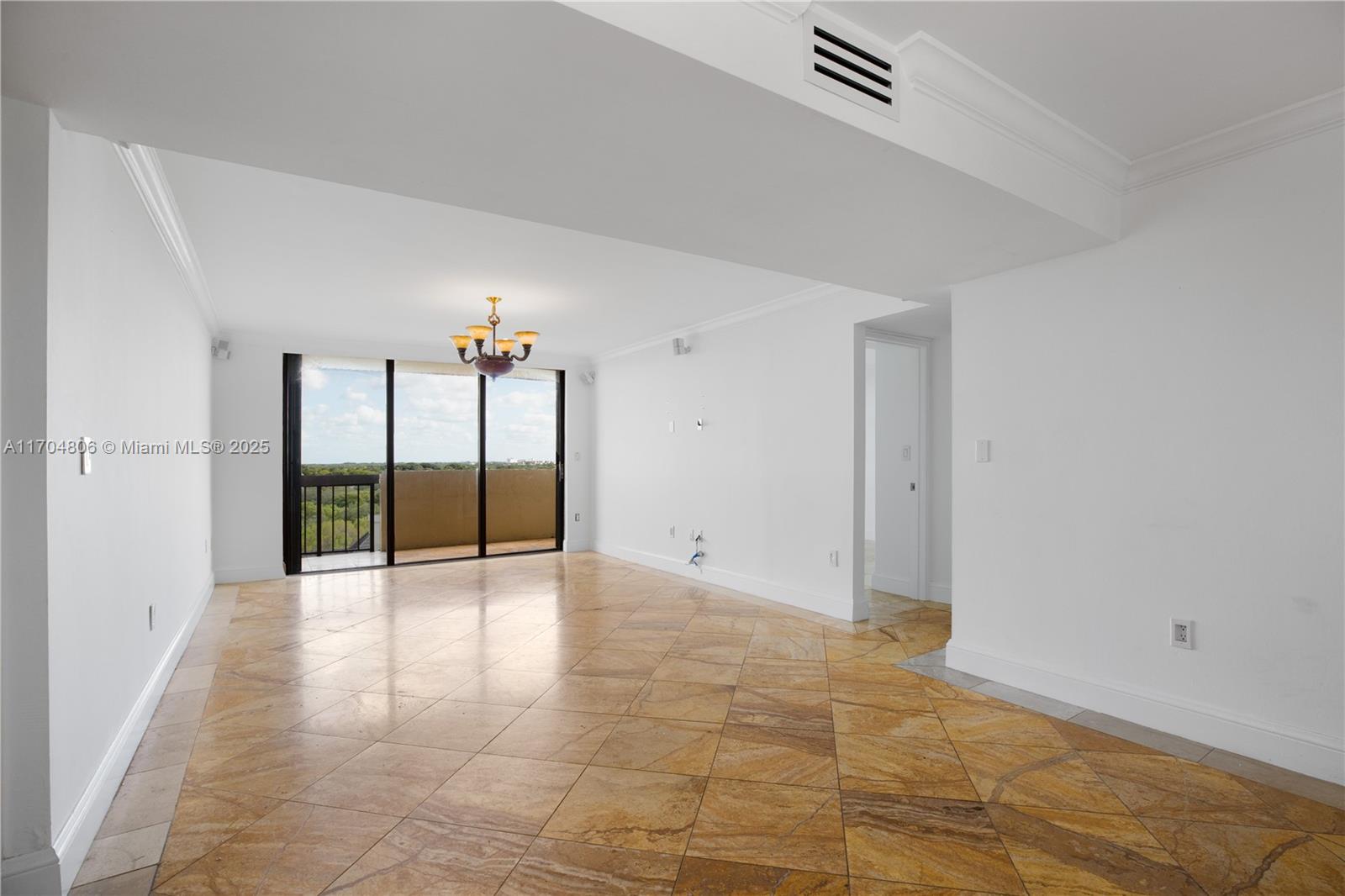 600 Biltmore Way #1104, Coral Gables FL 33134