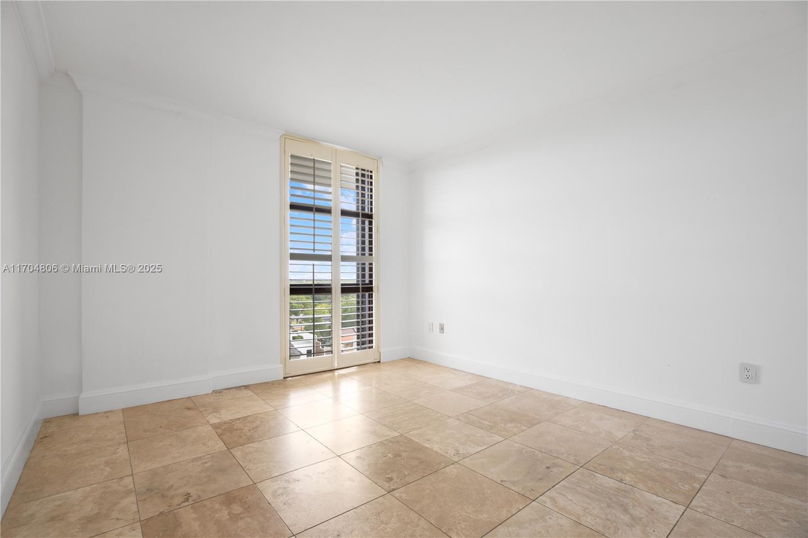 600 Biltmore Way #1104, Coral Gables FL 33134