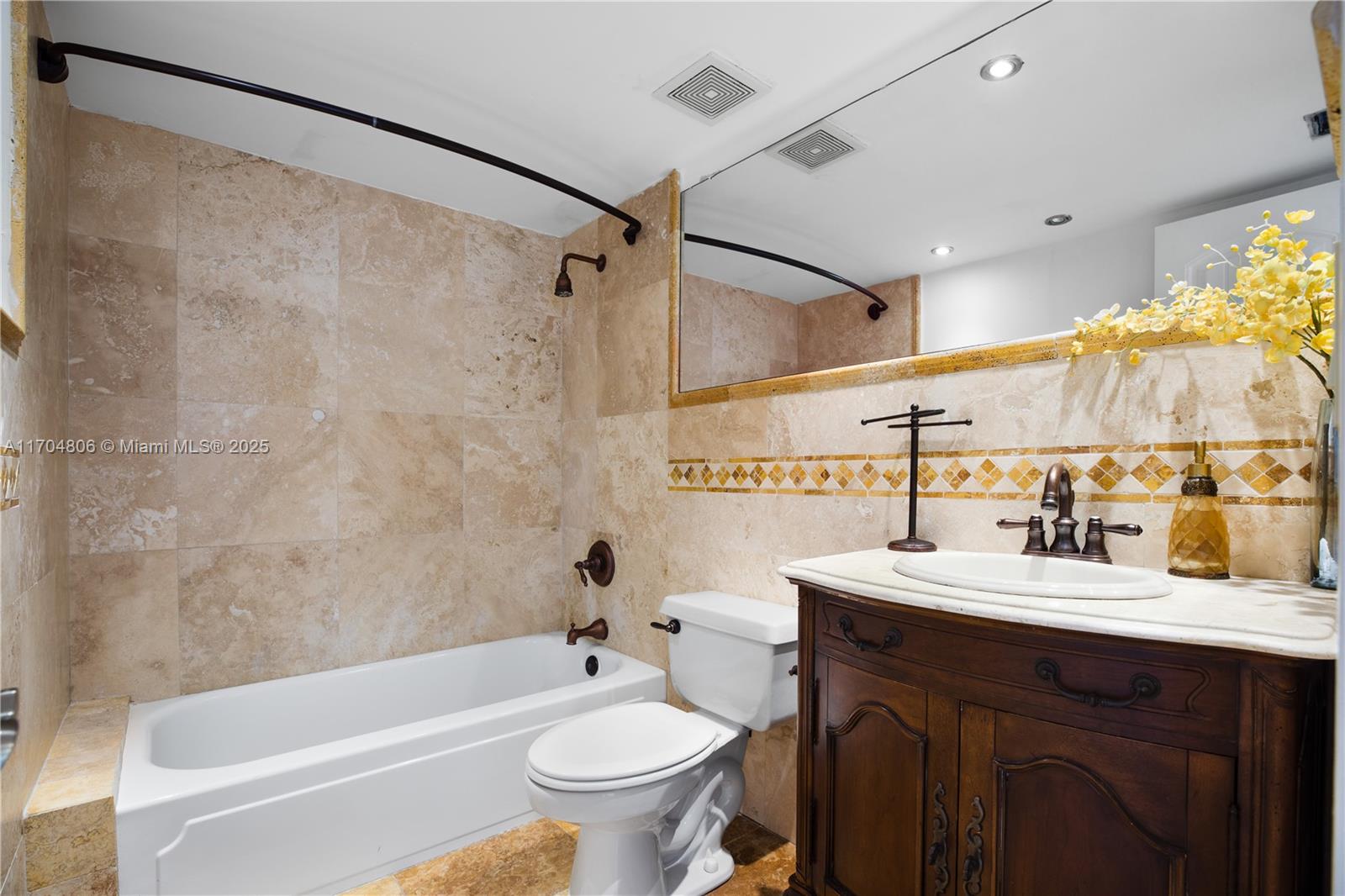 600 Biltmore Way #1104, Coral Gables FL 33134