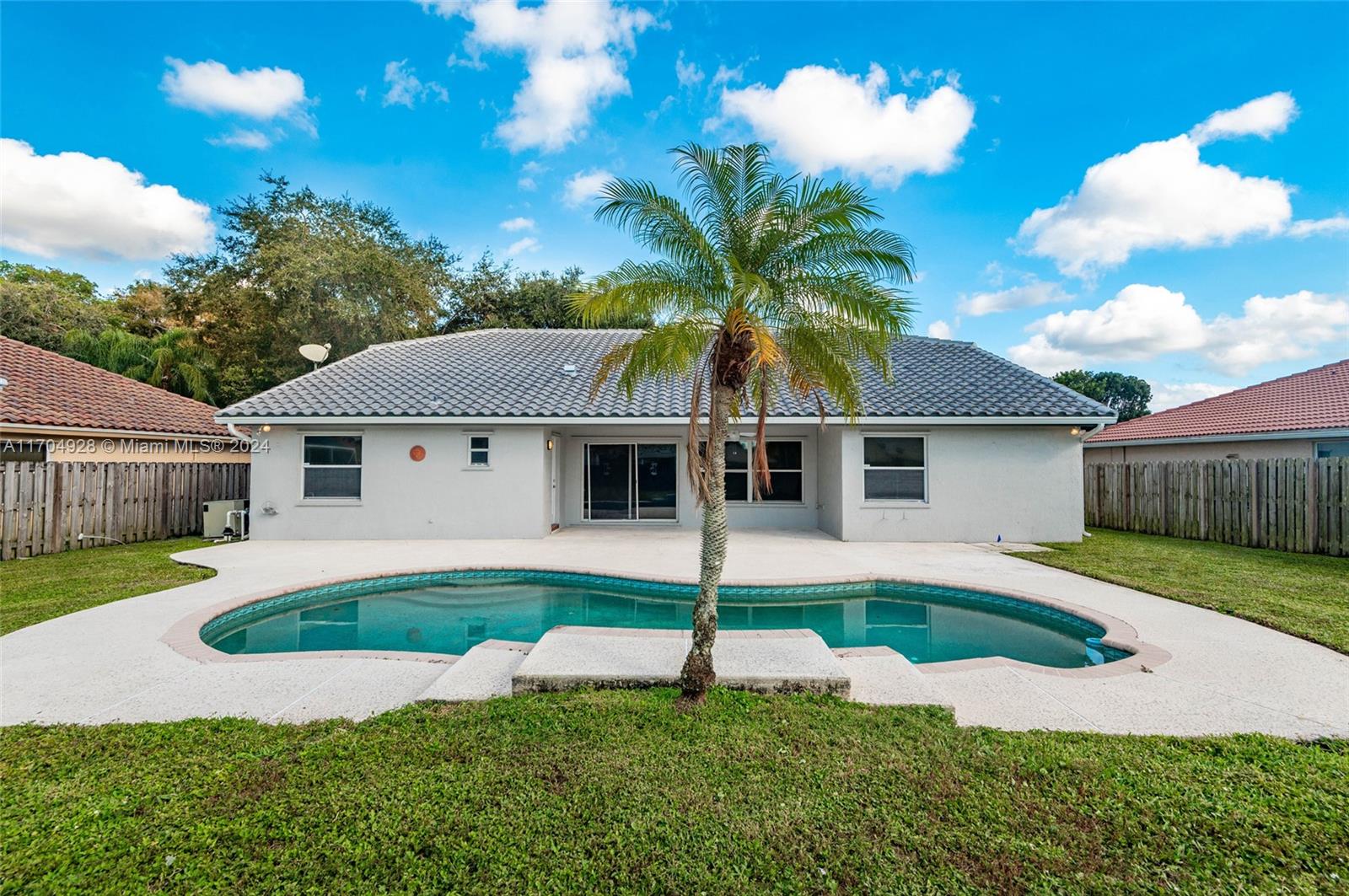 Residential, Lauderhill, Florida image 36