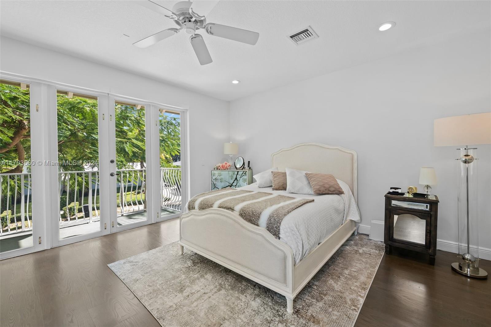 607 NE 17th Way, Fort Lauderdale, Florida image 22