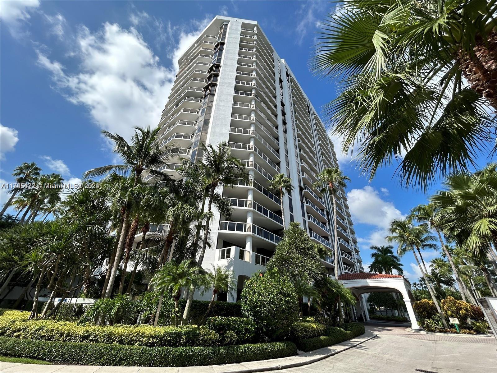 3600 Yacht Club Dr #702, Aventura, Florida image 1