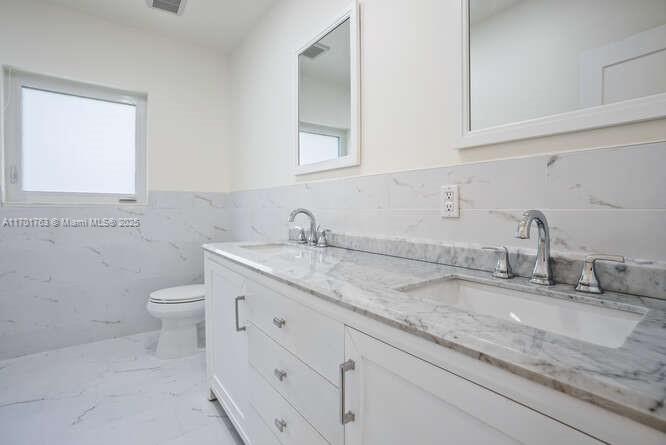2830 De Soto Blvd, Coral Gables FL 33134