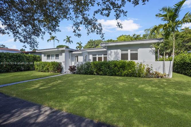 2830 De Soto Blvd, Coral Gables FL 33134