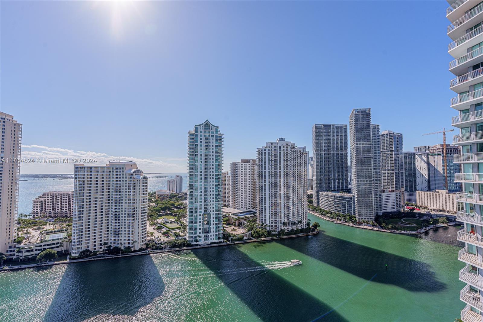 Stunning 2-bedroom, 2-bathroom split plan condo boasting captivating views of Biscayne Bay and Brickell Skyline. This residence features exquisite Italian kitchen cabinets . The building offers a wealth of amenities, including two swimming pools, a jacuzzi, two party rooms, a sundeck, sauna, two fitness centers, a convenience store, and round-the-clock security, valet, and concierge services. Ideally situated for convenience, this centrally located condo is just minutes away from South Beach, Coconut Grove, Coral Gables, and the airport.