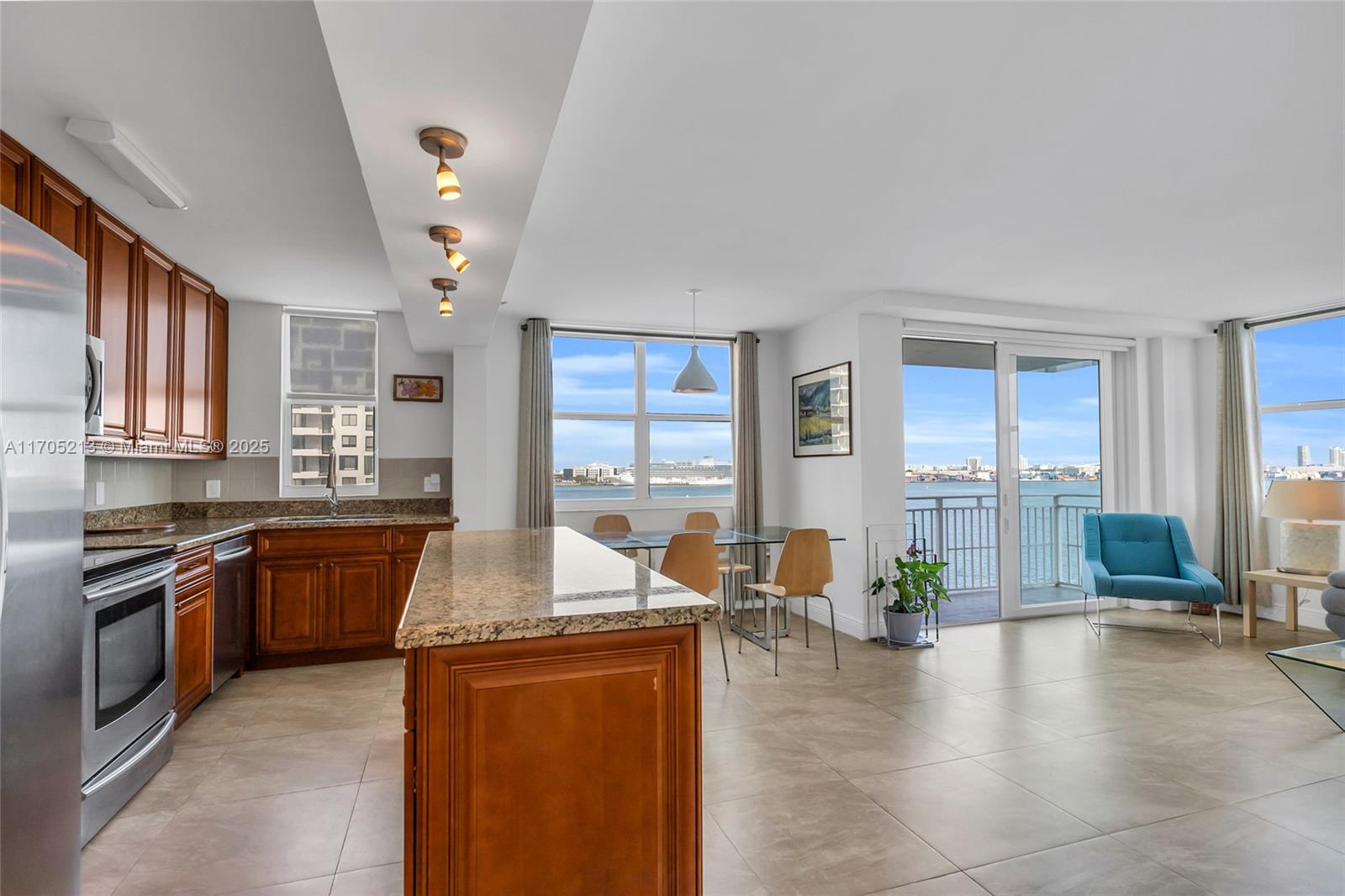 770 Claughton Island Dr #815, Miami FL 33131