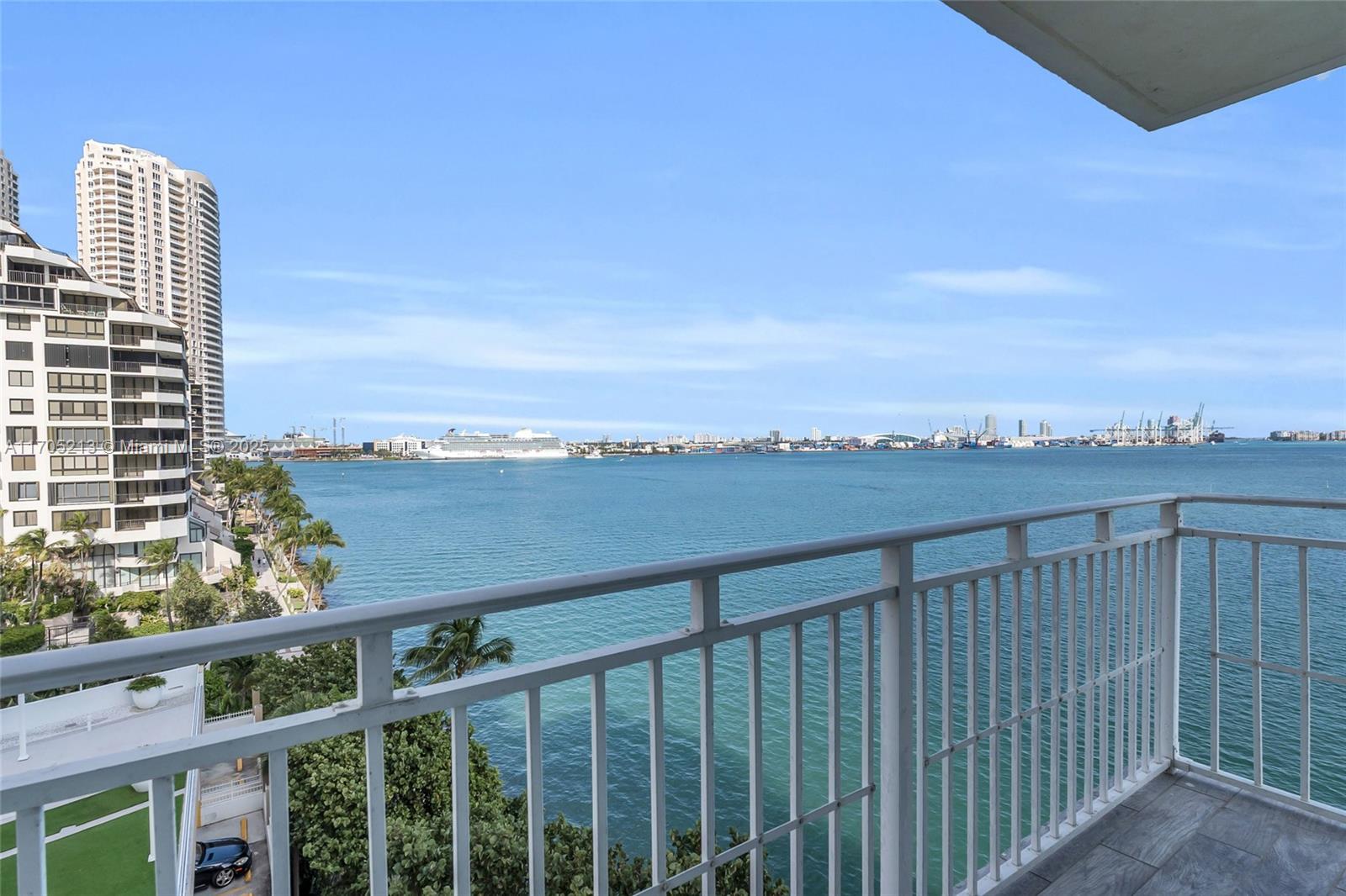 770 Claughton Island Dr #815, Miami FL 33131