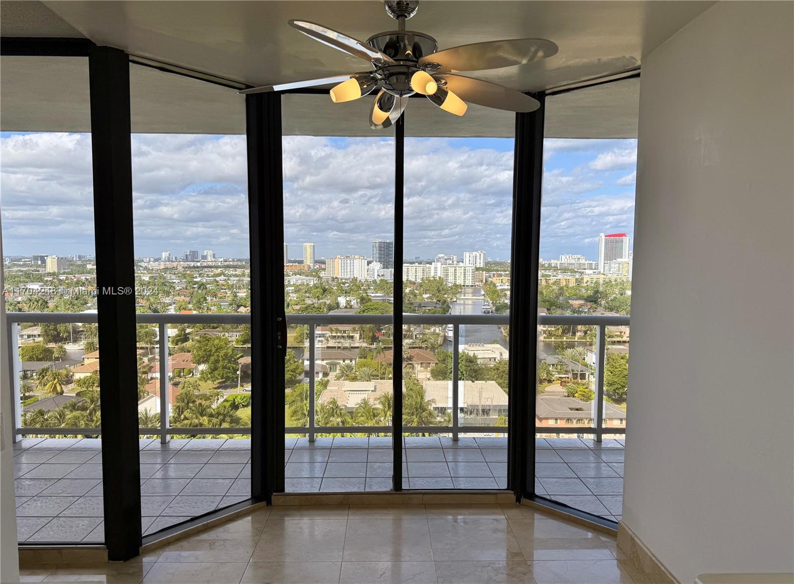 3640 Yacht Club Dr #1603, Aventura, Florida image 18