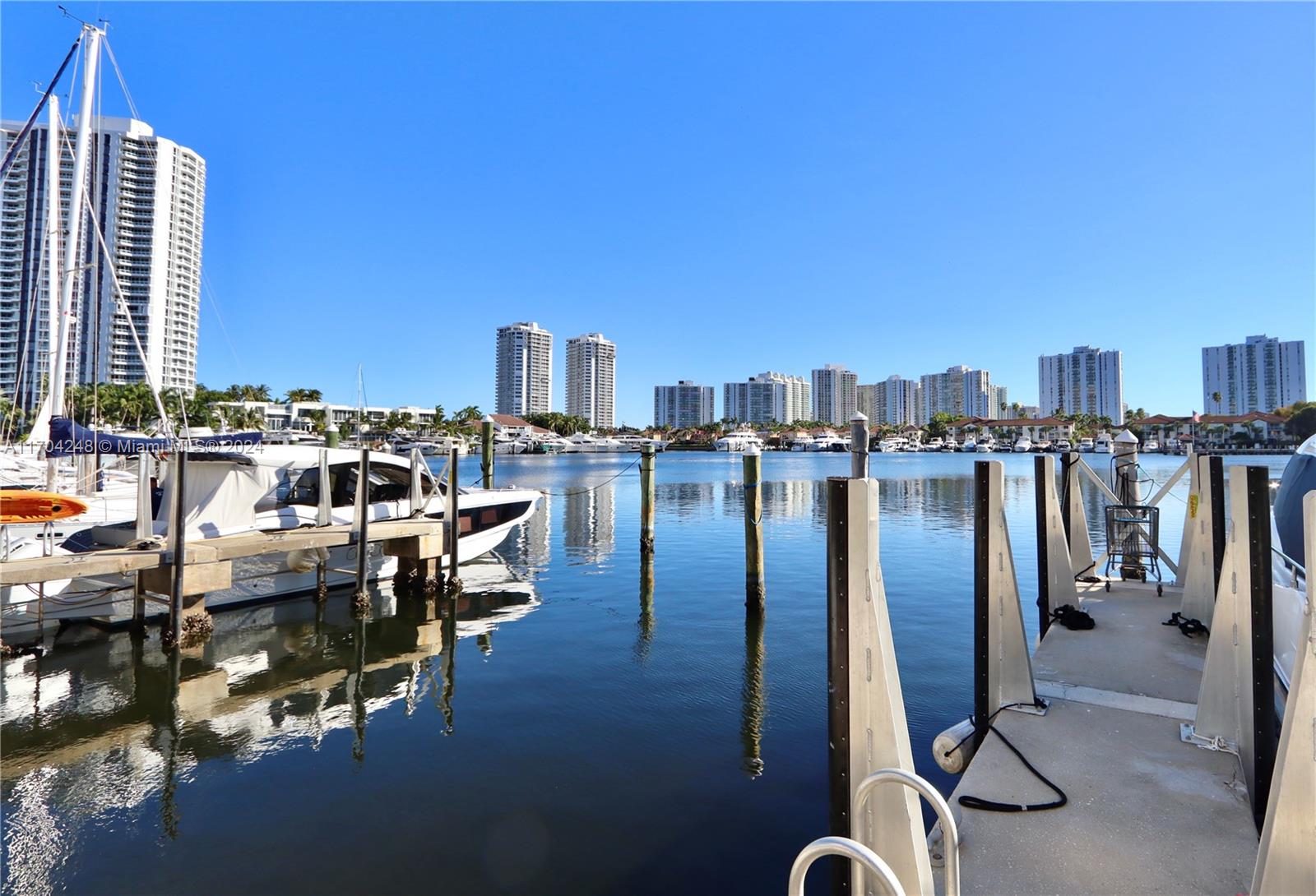 3640 Yacht Club Dr #1603, Aventura, Florida image 50