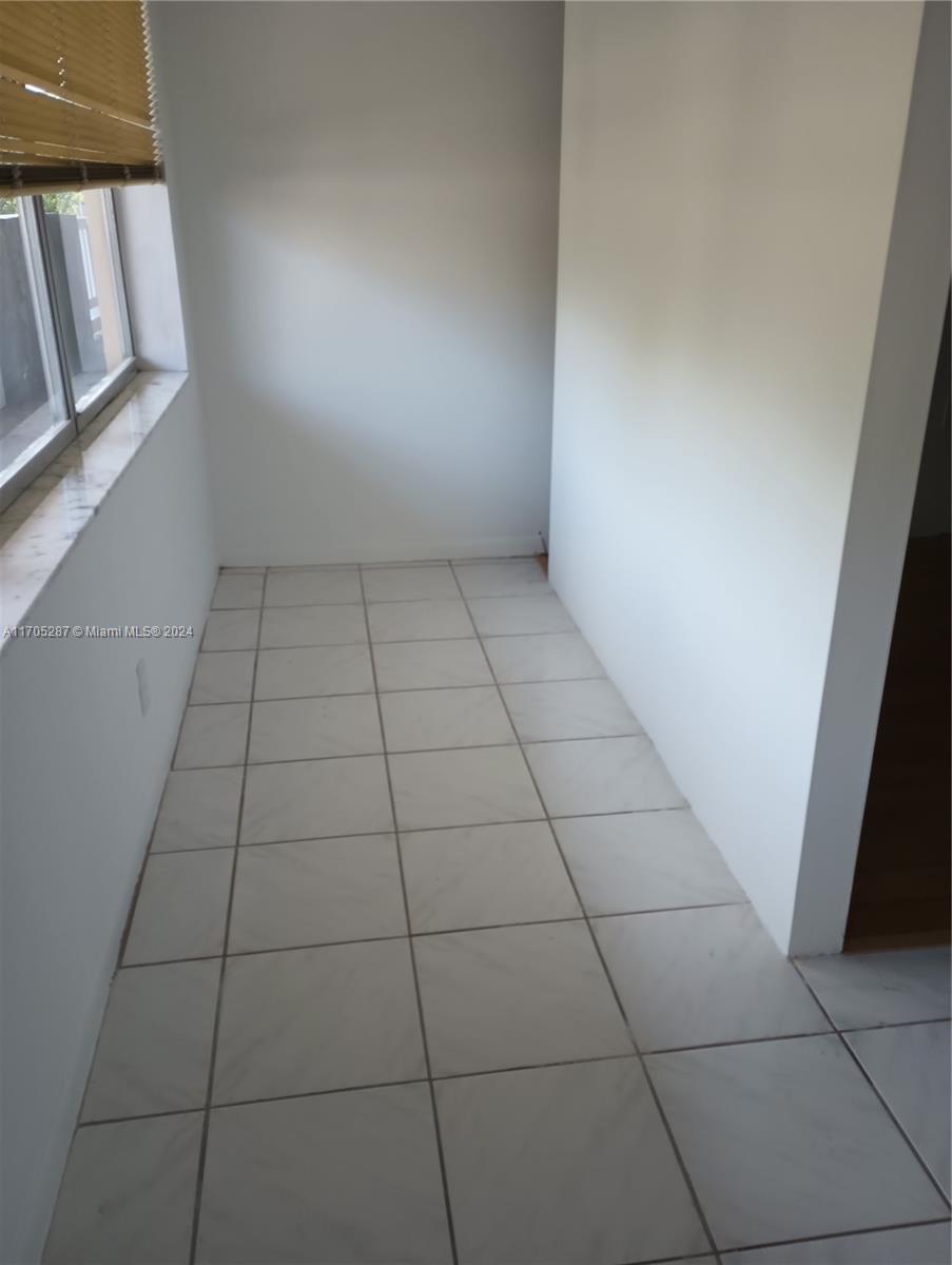 9141 SW Sunrise Lakes Blvd #219, Sunrise, Florida image 2