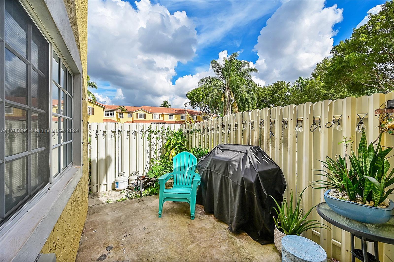 2011 SW 103rd Ter, Miramar, Florida image 18