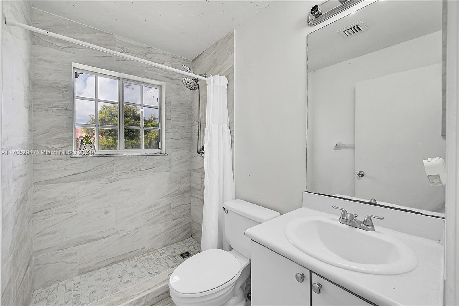 2011 SW 103rd Ter, Miramar, Florida image 24