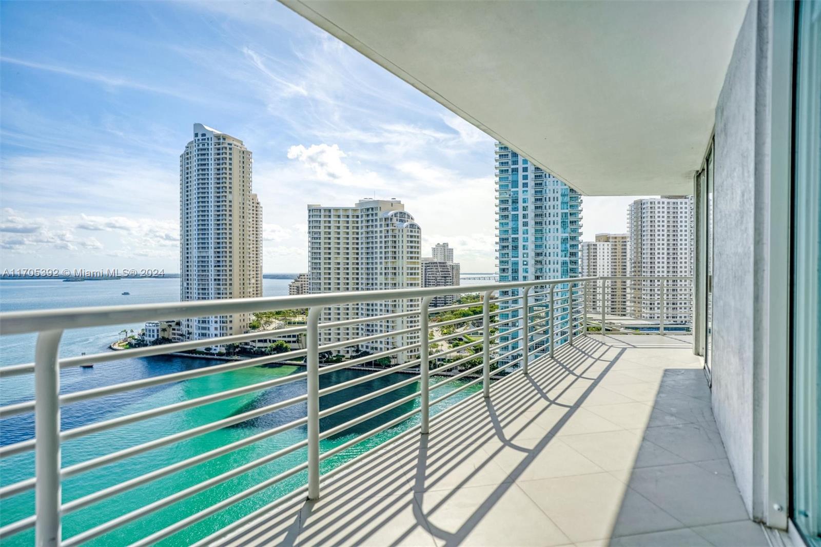 325 S Biscayne Blvd #1923, Miami FL 33131