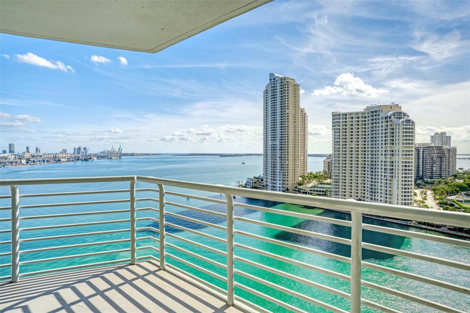 325 S Biscayne Blvd #1923, Miami FL 33131