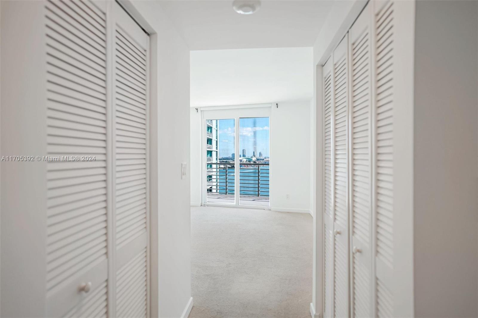 325 S Biscayne Blvd #1923, Miami FL 33131