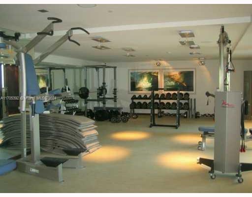 325 S Biscayne Blvd #1923, Miami FL 33131
