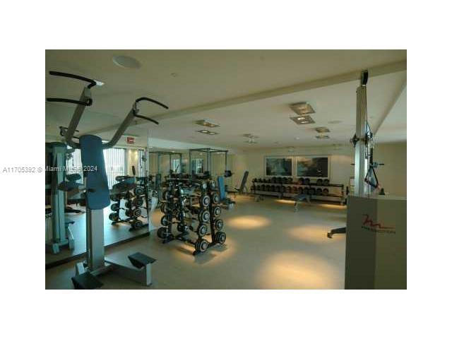 325 S Biscayne Blvd #1923, Miami FL 33131