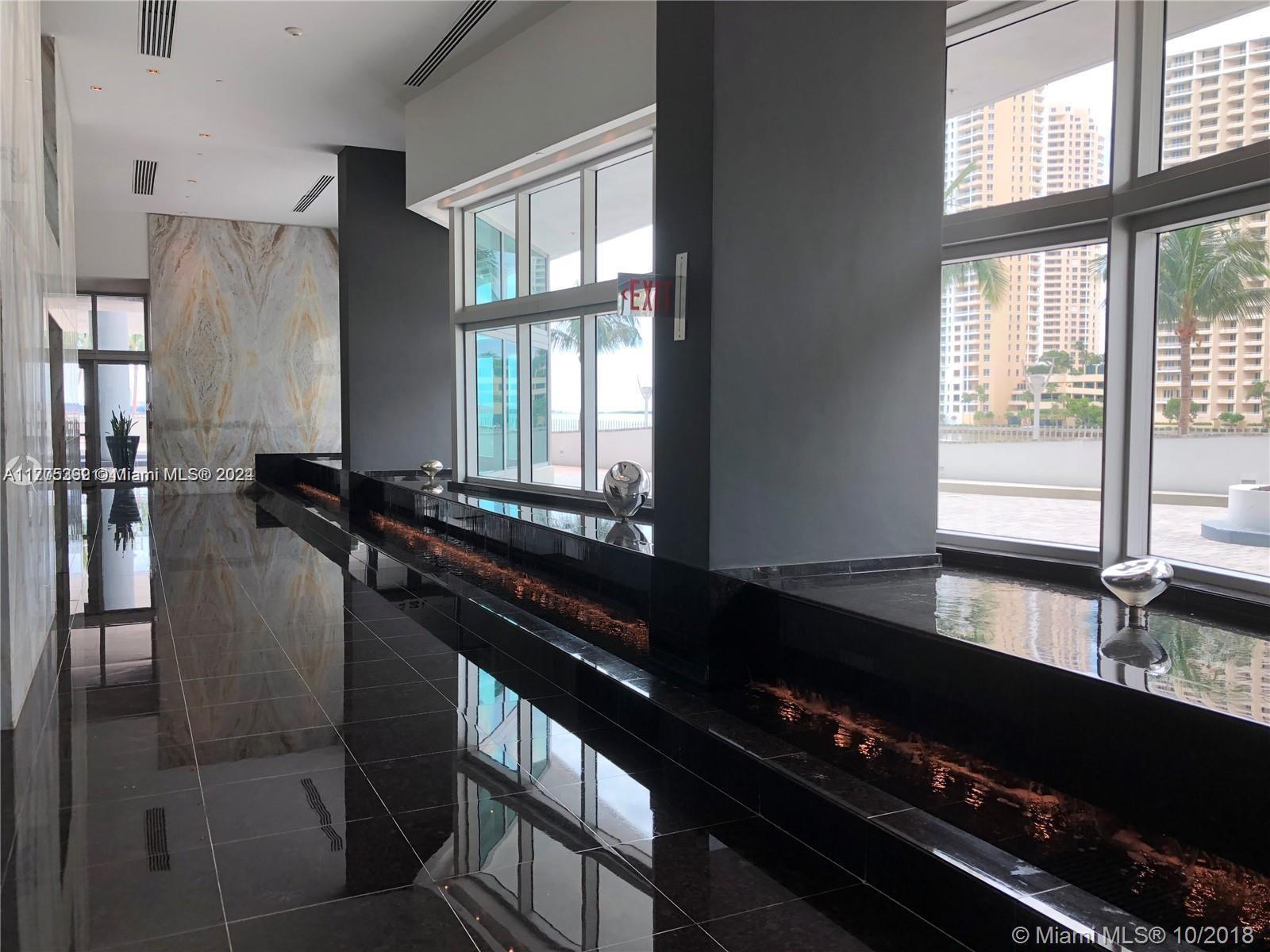 325 S Biscayne Blvd #1923, Miami FL 33131