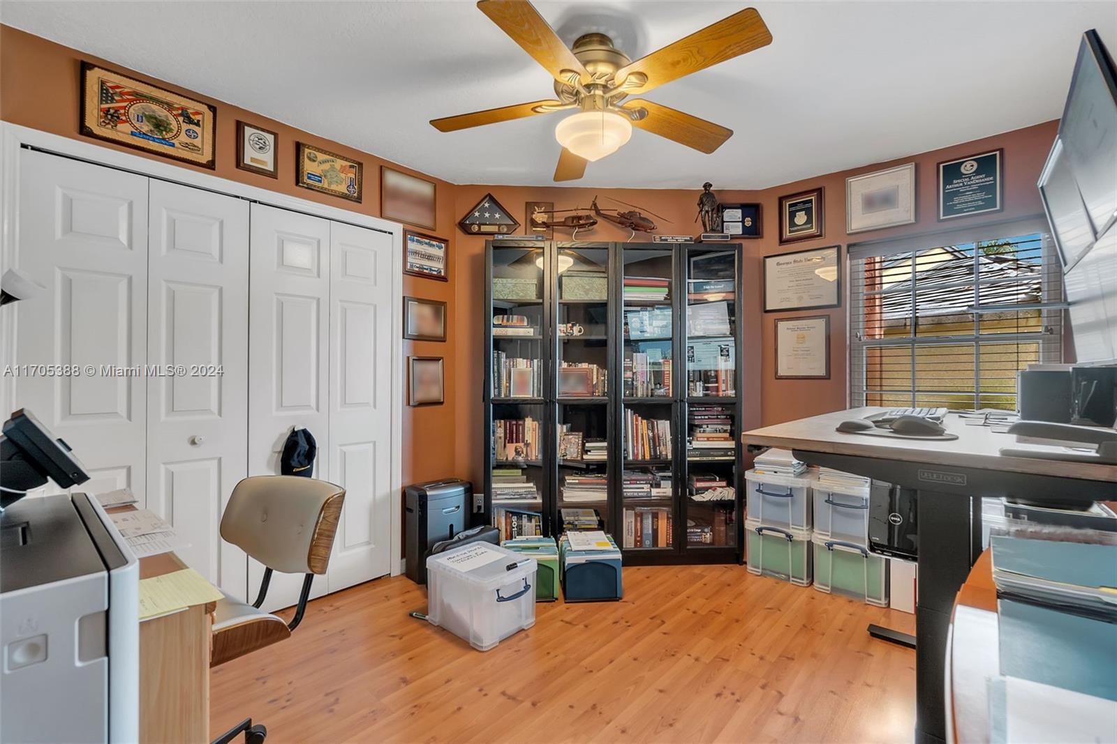 Listing Photo 9