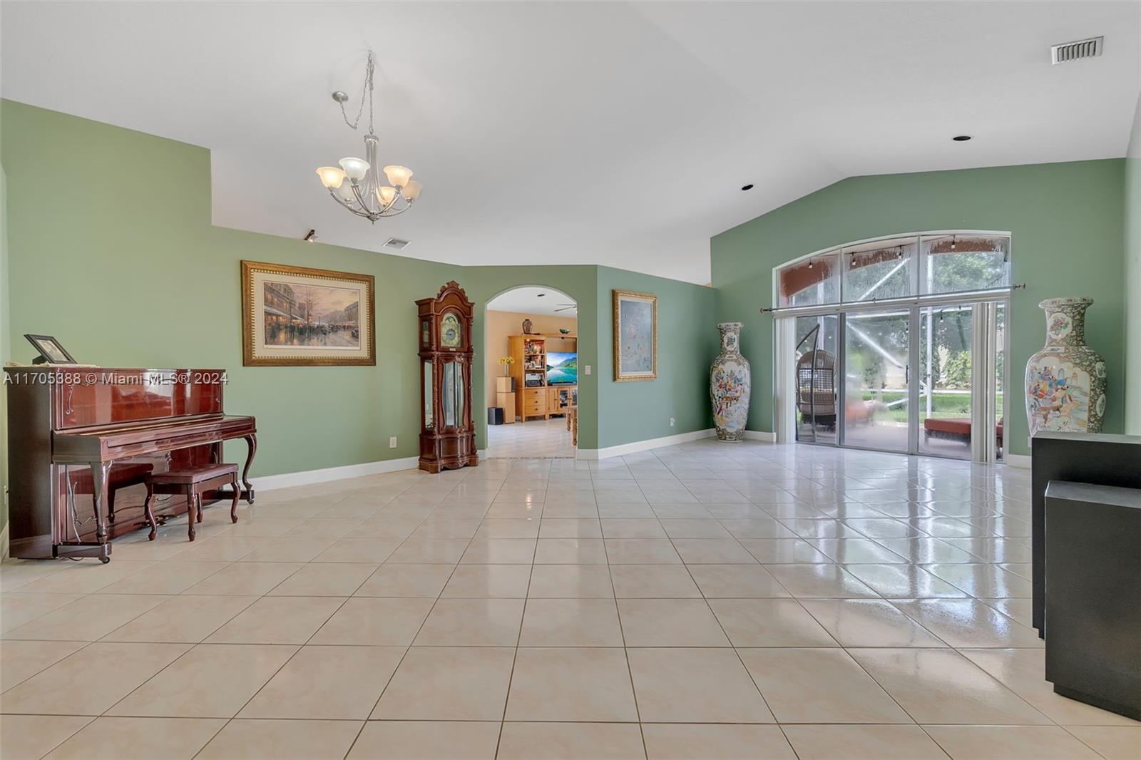 326 SW 162nd Ave, Pembroke Pines, Florida image 3