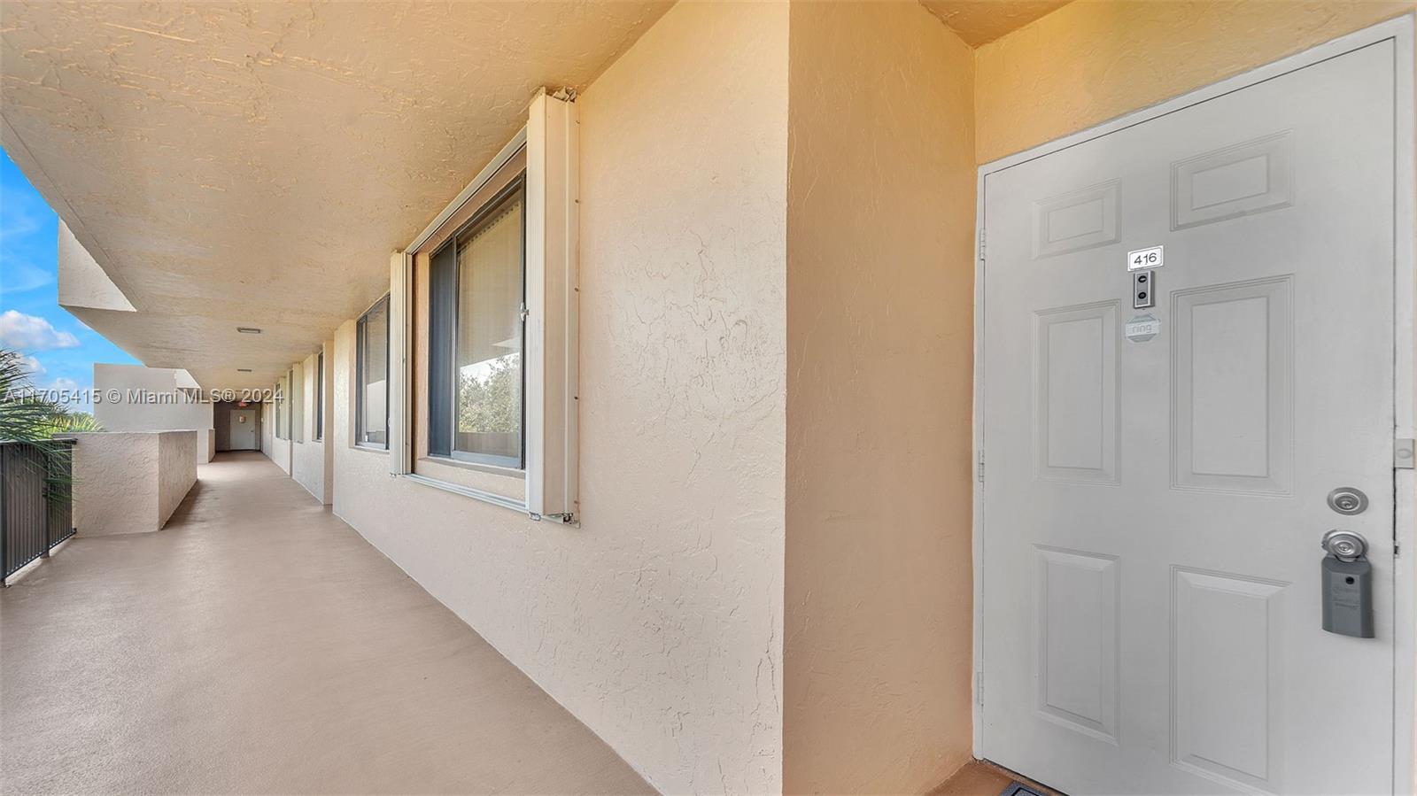 8592 W Sunrise Blvd #416, Plantation, Florida image 2