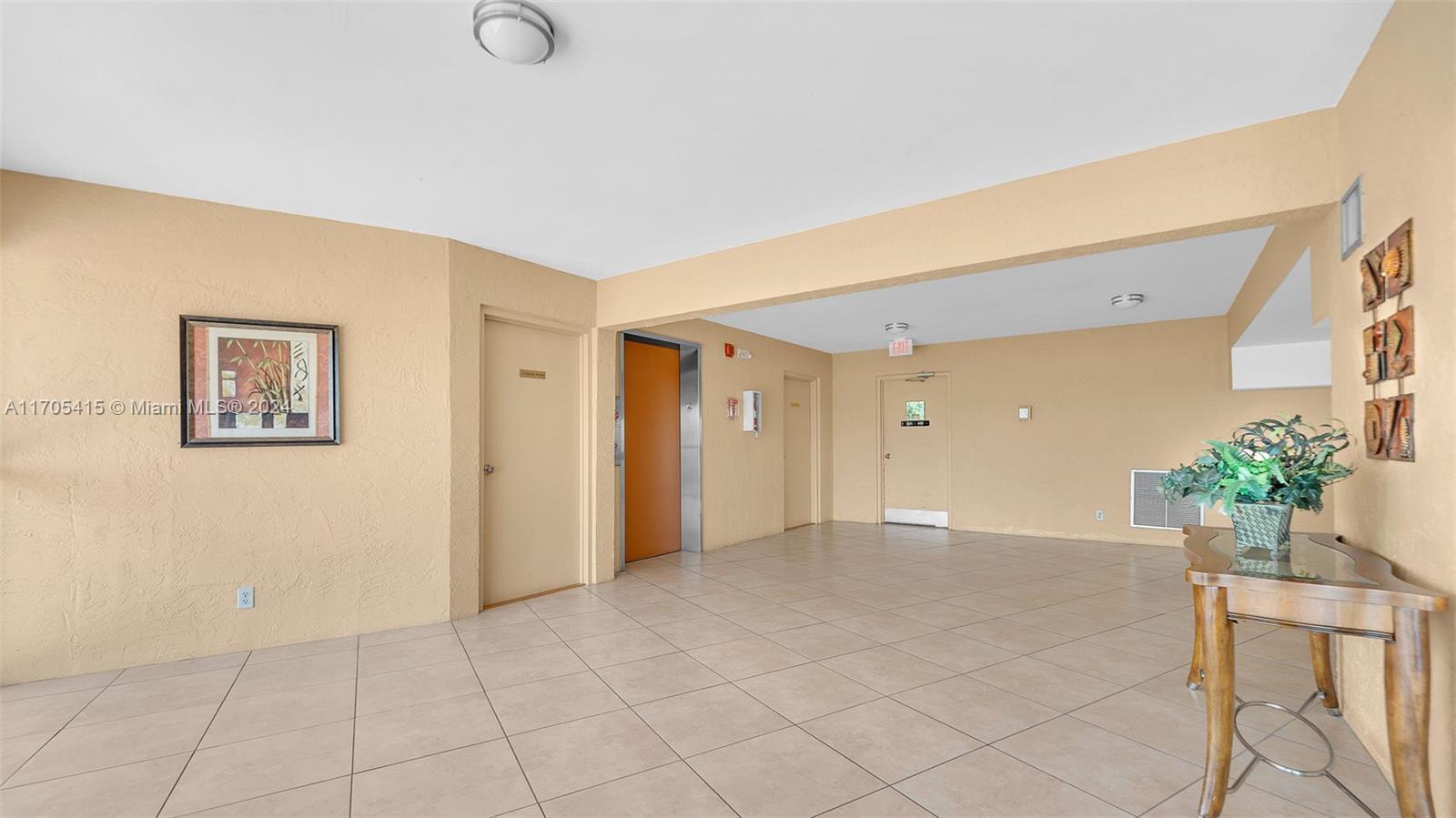 8592 W Sunrise Blvd #416, Plantation, Florida image 32