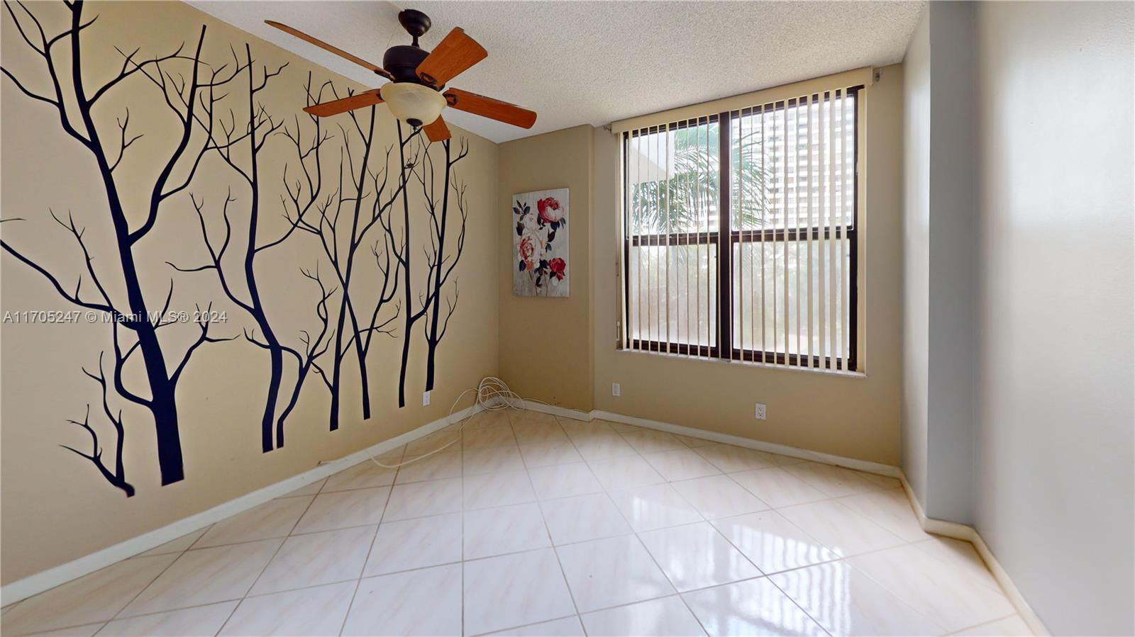 Listing Photo 26
