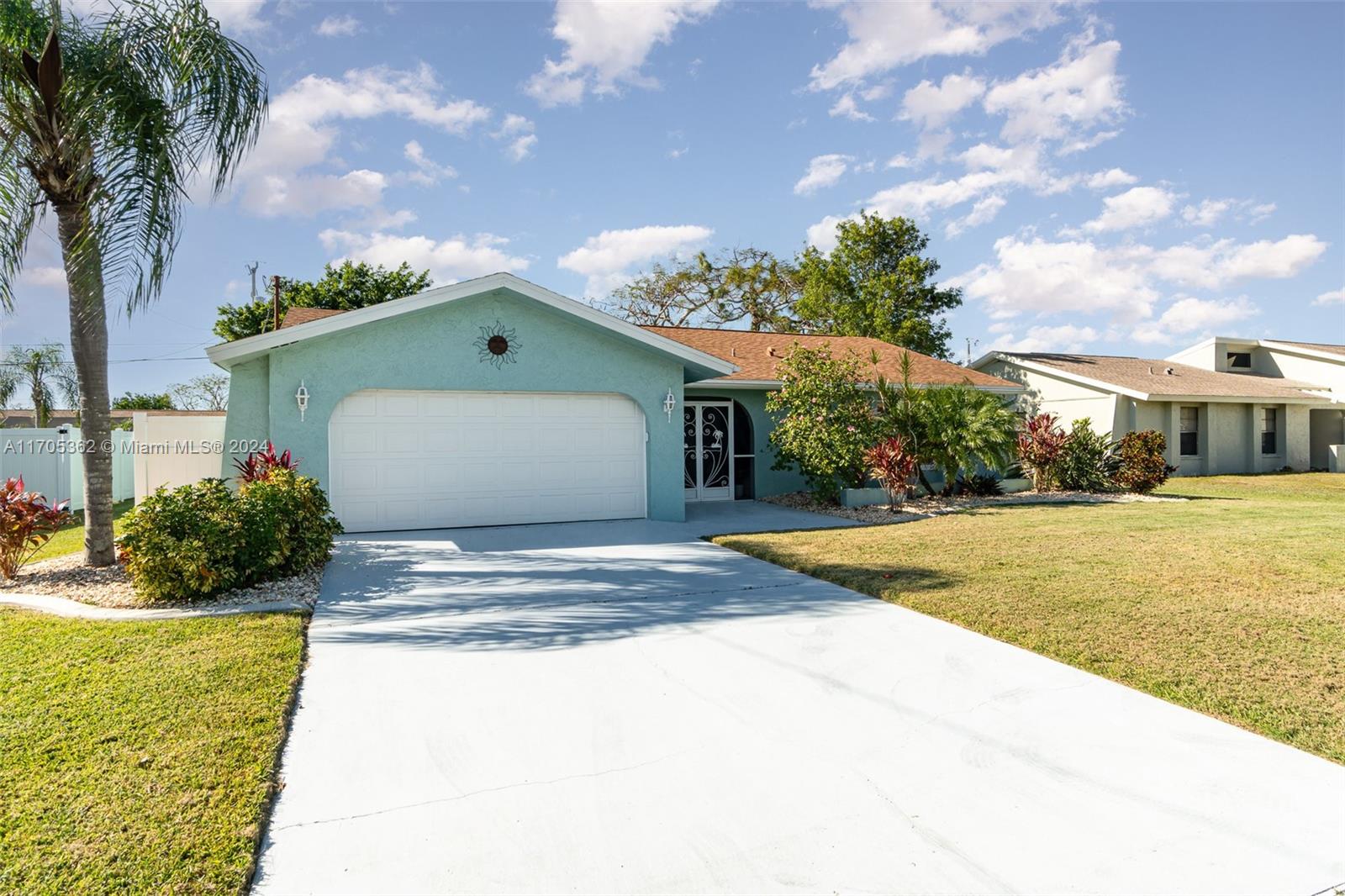 4102 SE 2nd Ave, Cape Coral, Florida image 1