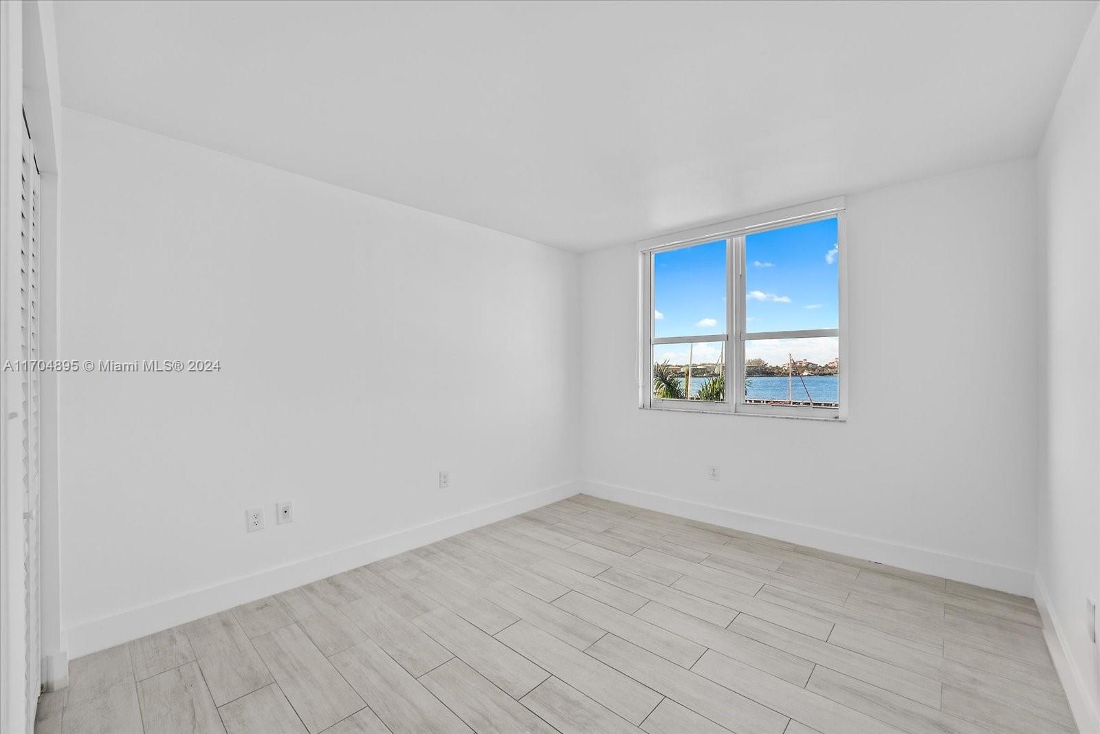 90 Alton Rd #TH-12, Miami Beach FL 33139