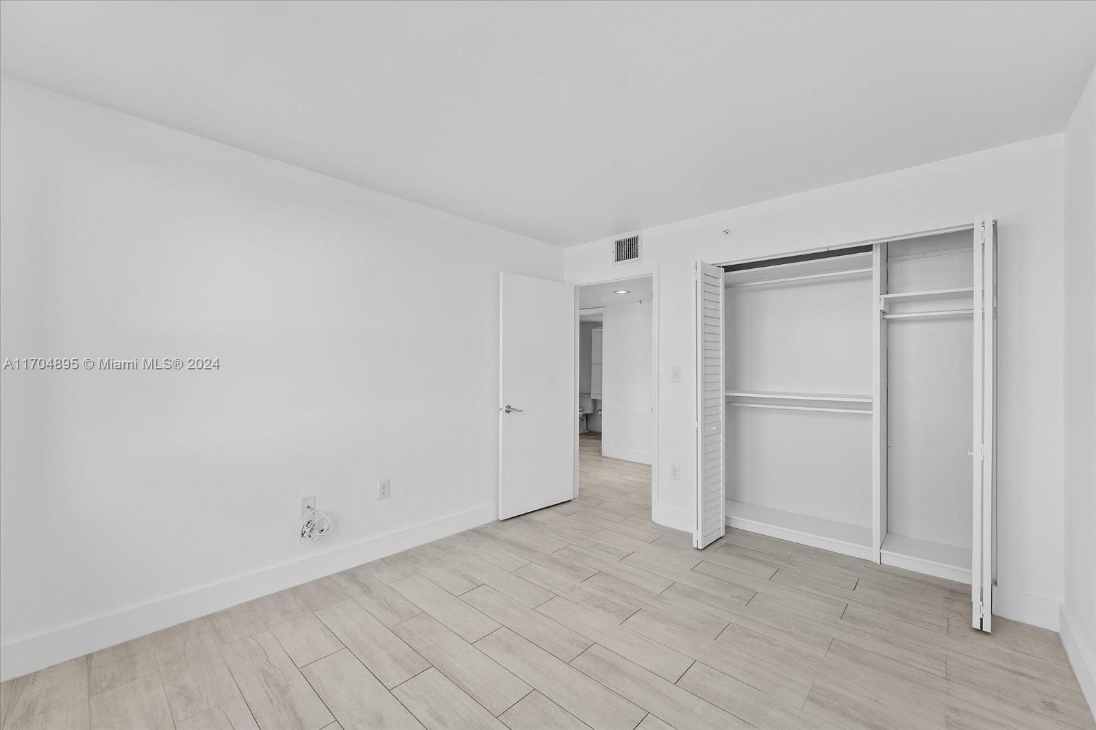 90 Alton Rd #TH-12, Miami Beach FL 33139