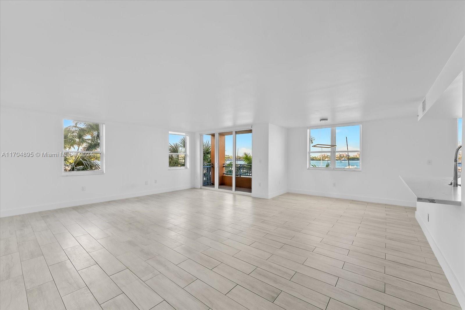 90 Alton Rd #TH-12, Miami Beach FL 33139