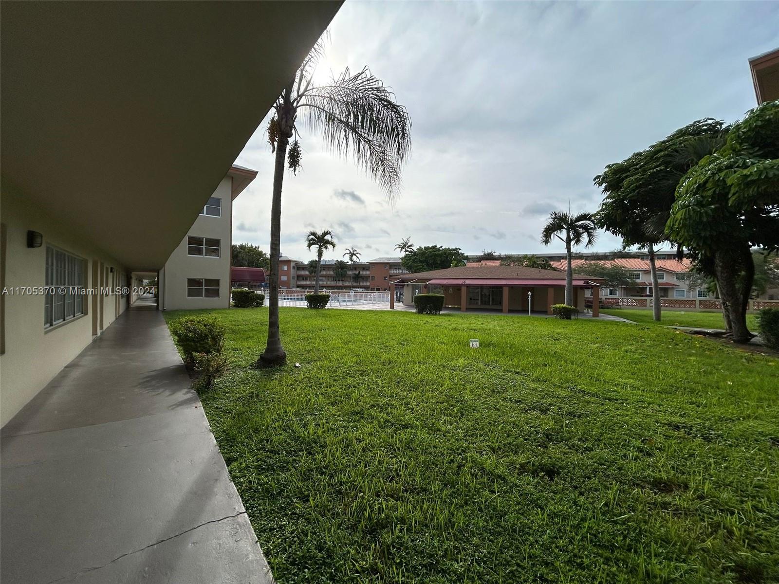 11855 NE 19th Dr #8, North Miami, Florida image 15