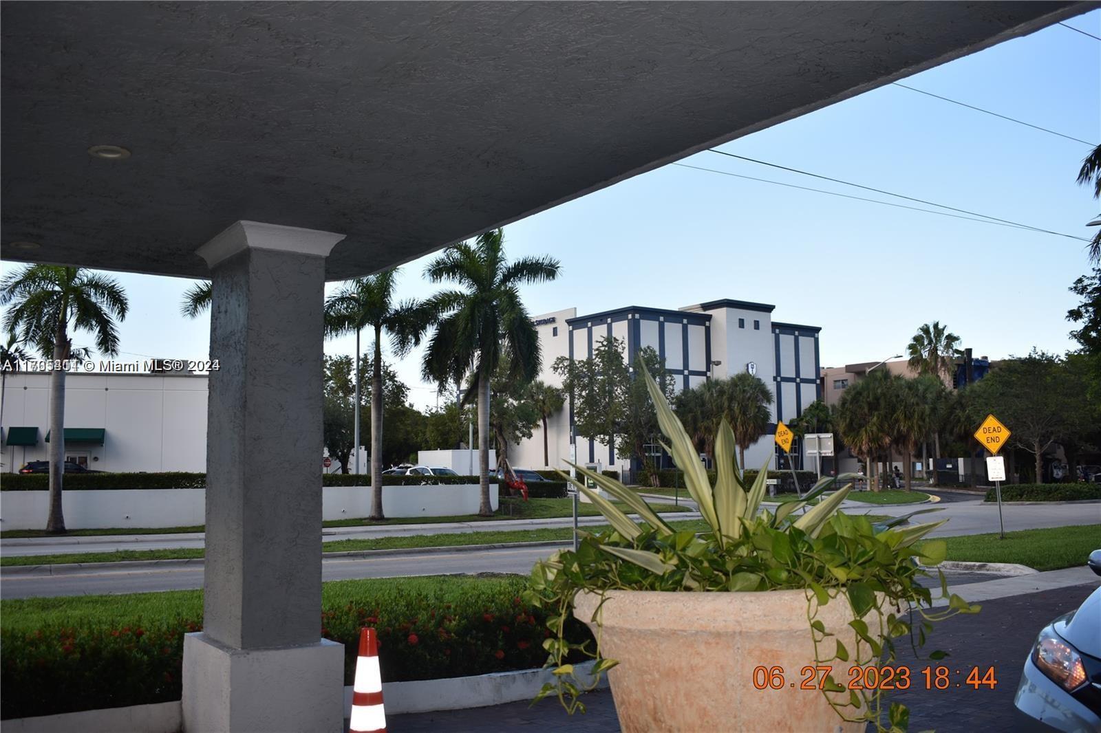 13499 Biscayne Blvd #1601, North Miami, Florida image 46