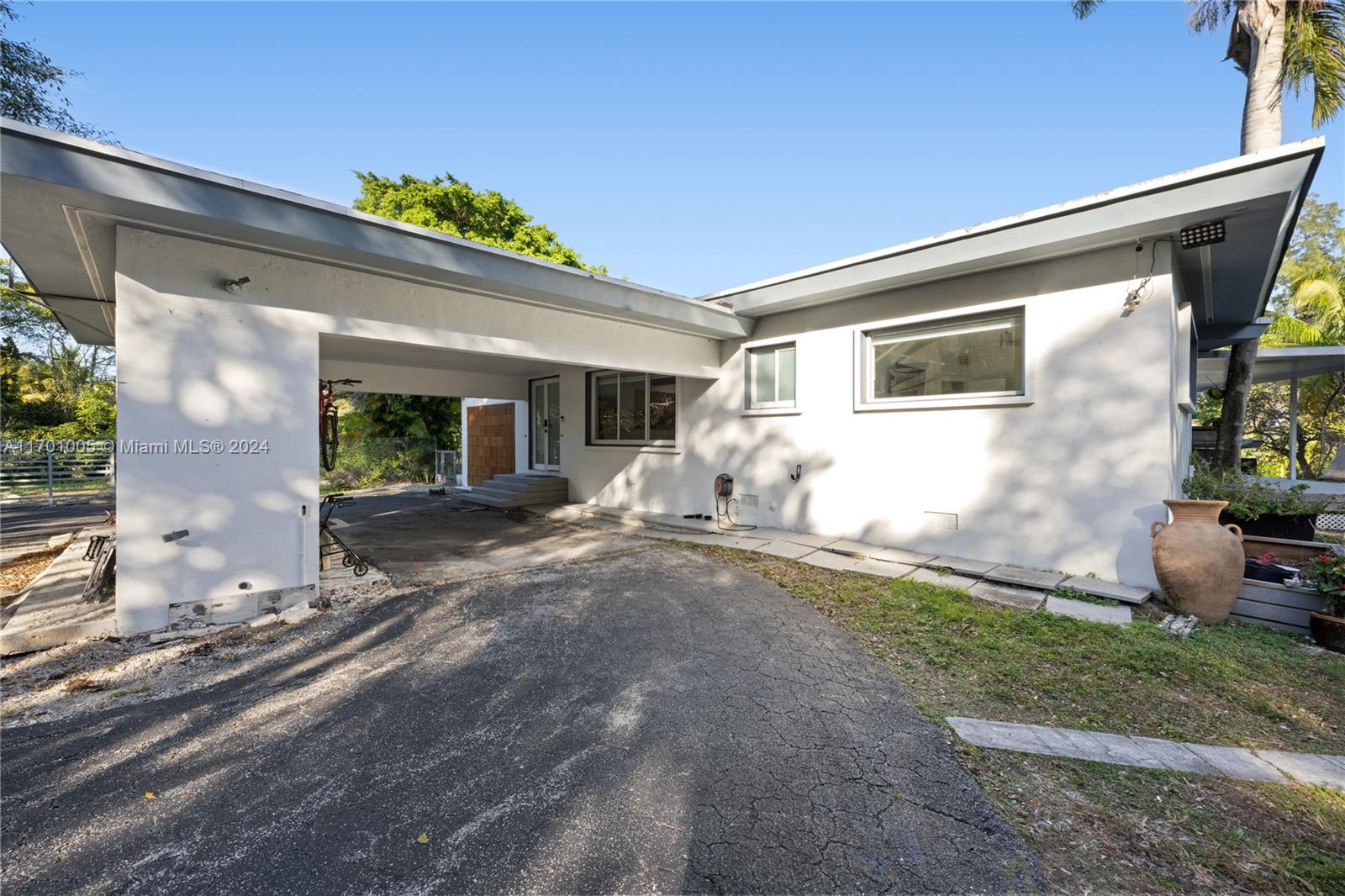 12599 NE 2nd Ave, North Miami, Florida image 33