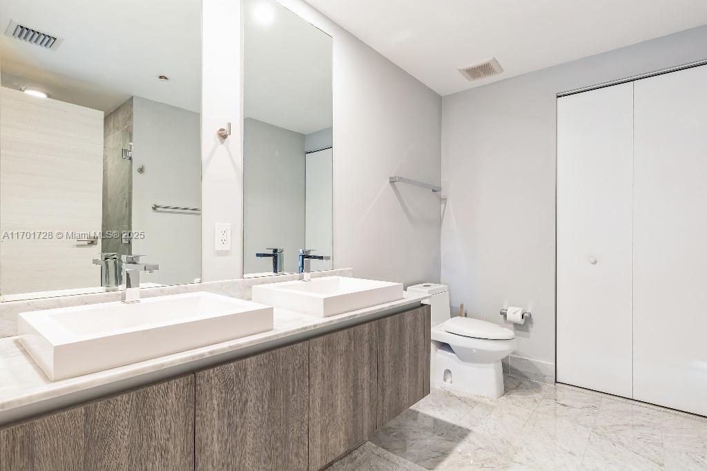 801 S Miami Ave #3607, Miami FL 33130