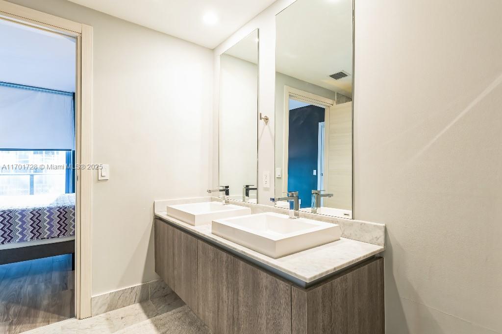 801 S Miami Ave #3607, Miami FL 33130