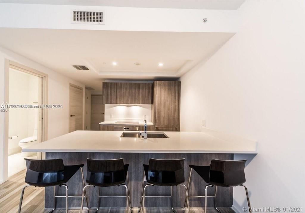 801 S Miami Ave #3607, Miami FL 33130